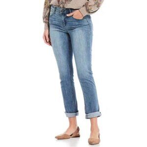 NWT Democracy "Ab"solution Cuffed Hem Girlfriend Jeans, size 8, color blue